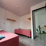 Nata Hospeda Miquarto